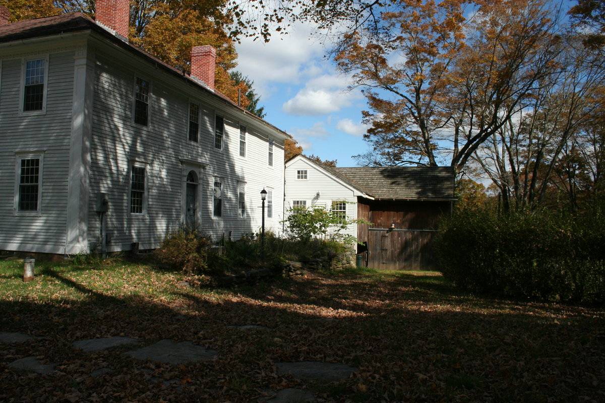Gurley Tavern Barn (42 Chaplin Street, Chaplin (Eastern Uplands