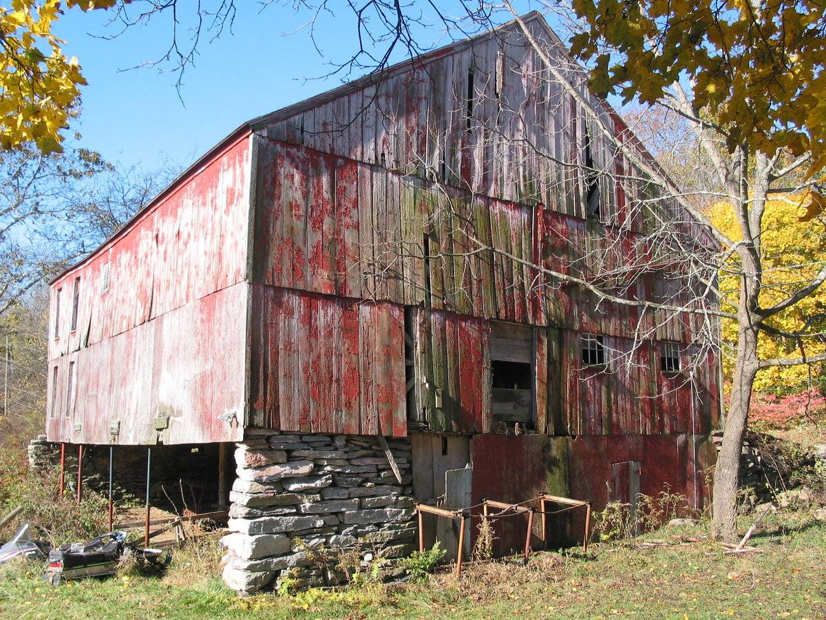 8 Federal Road, Chaplin (Eastern Uplands) Historic Barns of Connecticut