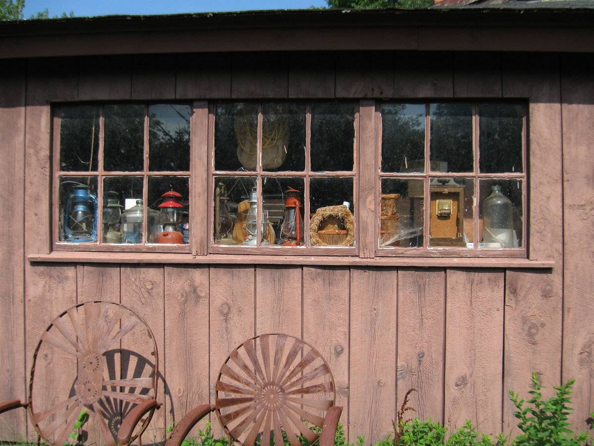 Caprilands Herb Farm (534 Silver Street, Coventry (Eastern Uplands