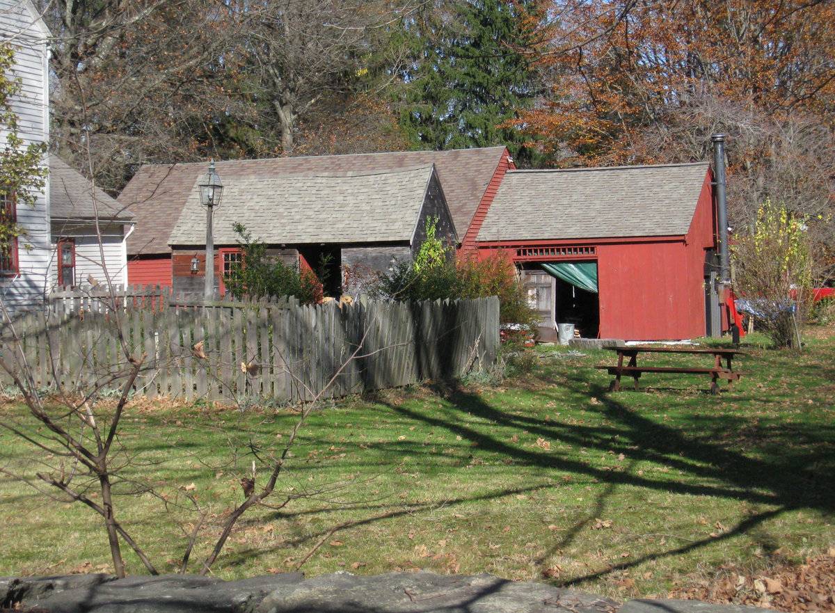 1358 South Street, Coventry (Eastern Uplands) Historic Barns of