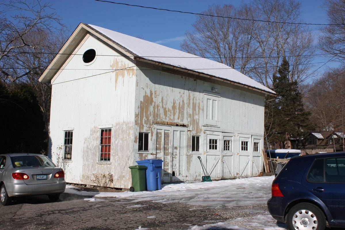 54 West Main Street, Chester (Eastern Coastal Slope) Historic Barns