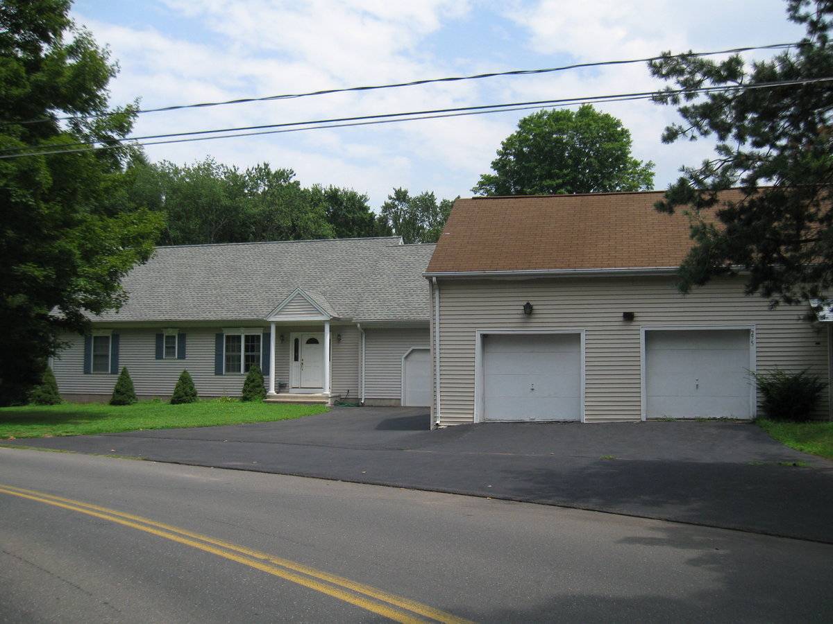 275 Fenn Road, Cheshire (Central Valley) Historic Barns of Connecticut