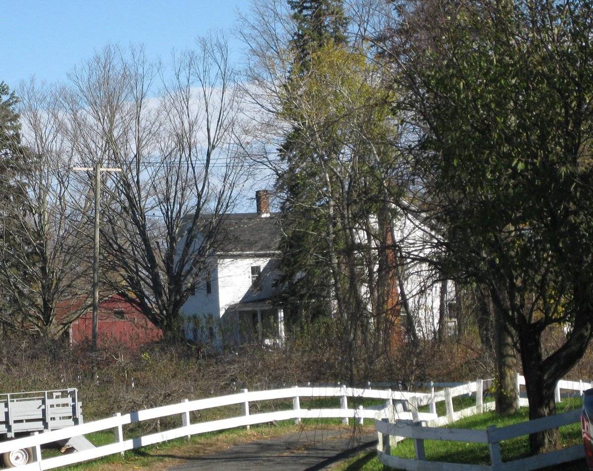 351 South Meriden Road, Cheshire (Central Valley) Historic Barns of