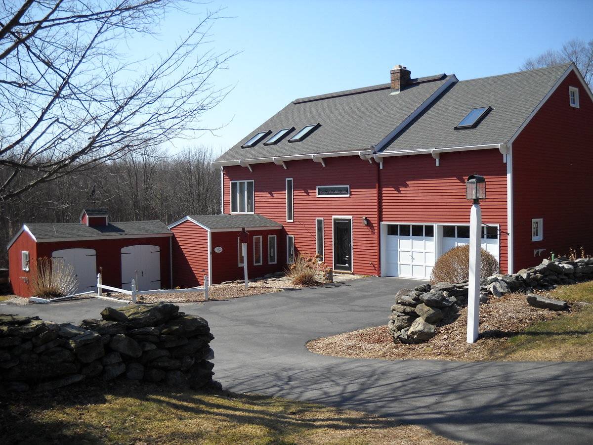 Hanna Barn/House (232 Jonathan Trumbull Highway (Rte 87), Columbia