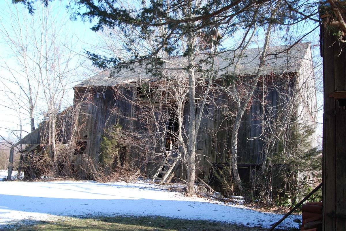Carter Farm (52 Carter Hill Road, Clinton (Eastern Coastal Slope)) Historic Barns of Connecticut