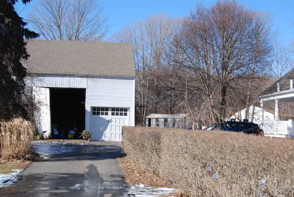 191 Glenwood Road, Clinton (Eastern Coastal Slope) Historic Barns of