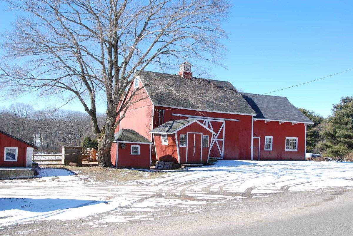 Riverdale Farm (234 River Road, Killingworth (Eastern Coastal Slope
