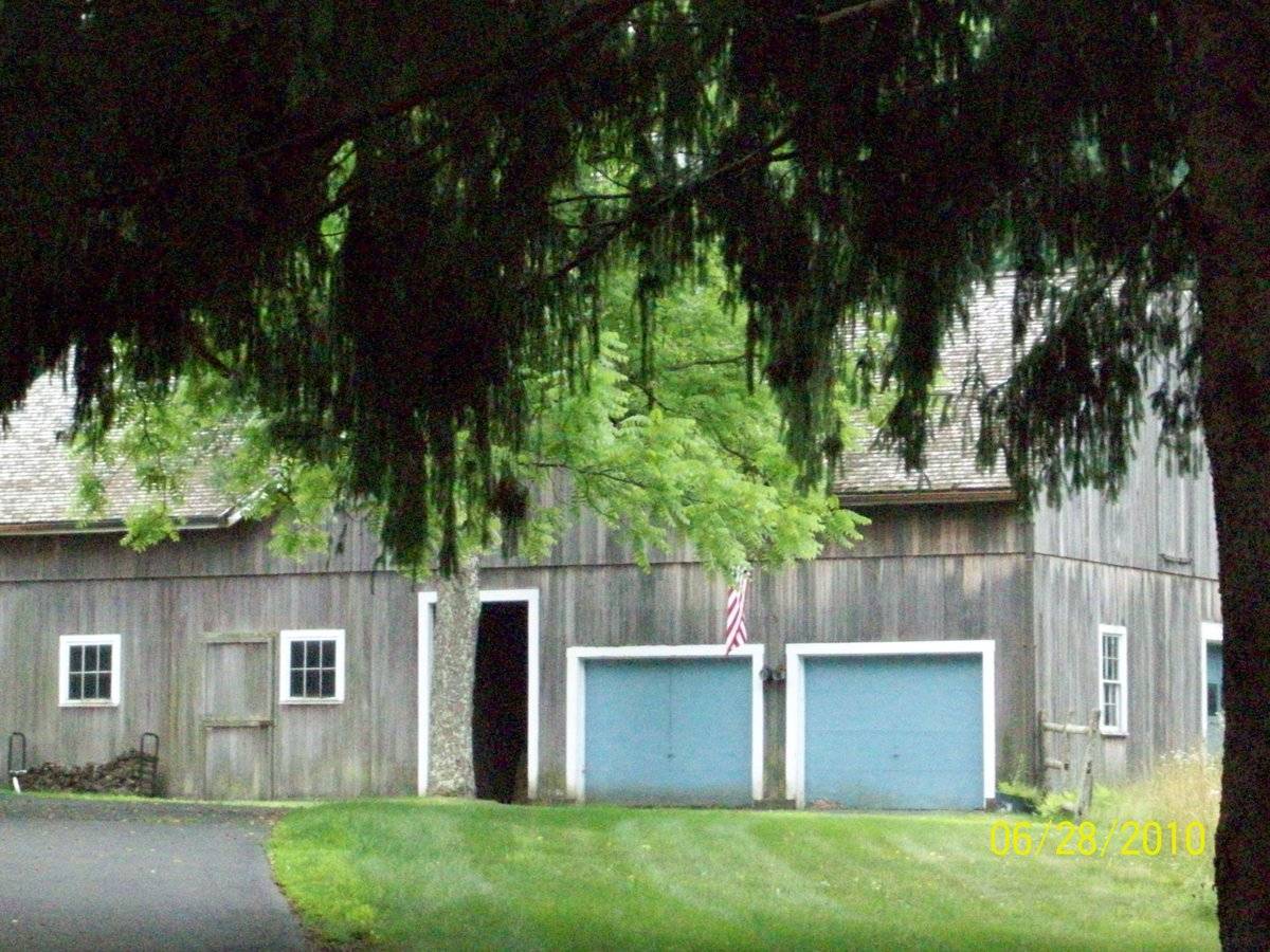 130 Barbourtown Road, Canton (Northwest Highlands) Historic Barns of