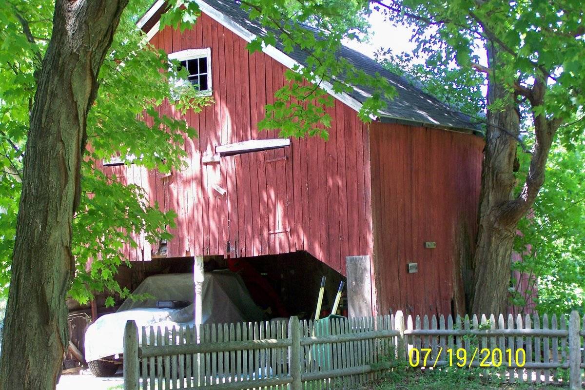 6 Canton Springs Road, Canton (Northwest Highlands) Historic Barns of Connecticut