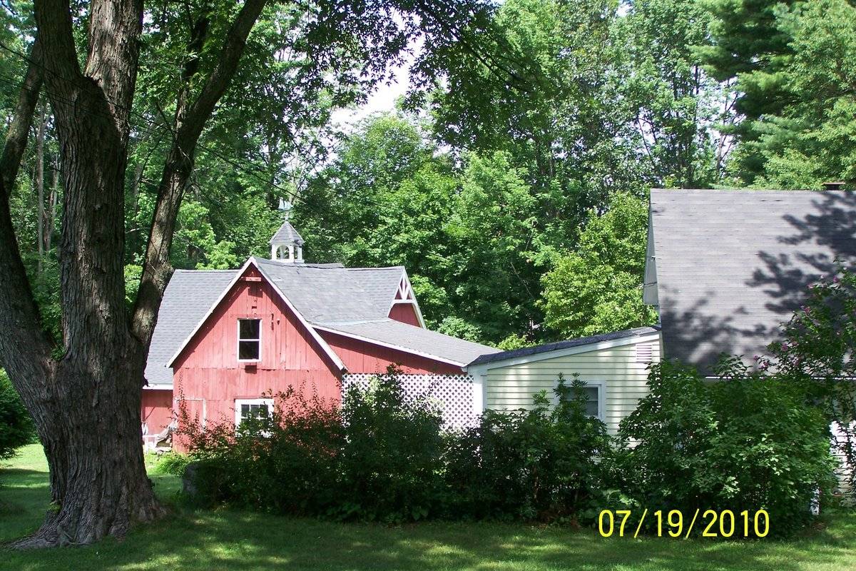 25 Atwater Road, Canton (Northwest Highlands) Historic Barns of Connecticut