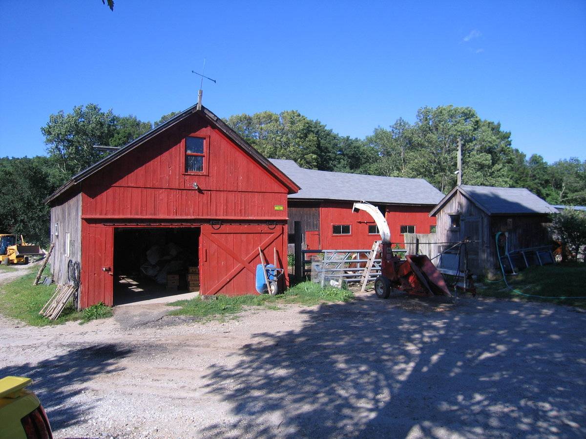 Dean's Farm (167 Huntsville South Canaan Road (Rte 63), Canaan