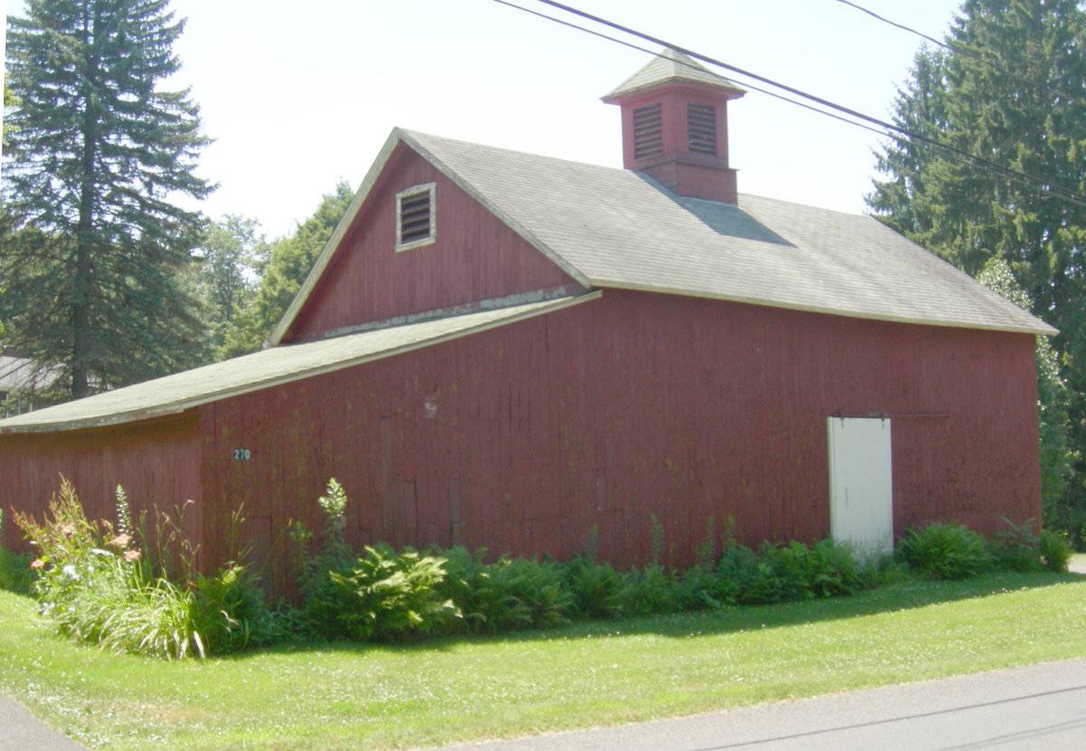 270R Maple Avenue, Durham (Central Valley) Historic Barns of Connecticut