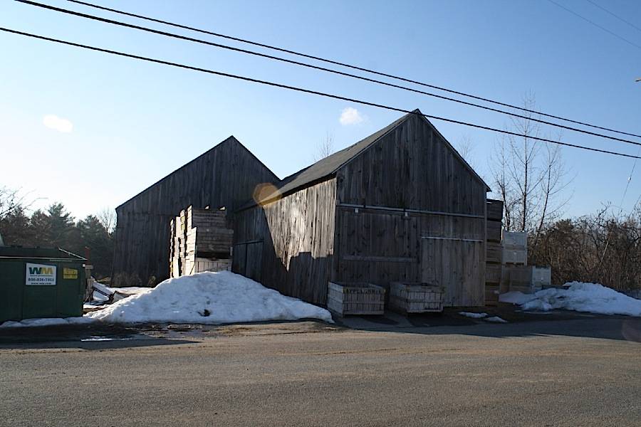 Buell's Orchards (2 of 3) (107 Crystal Pond Road, Eastford (Eastern