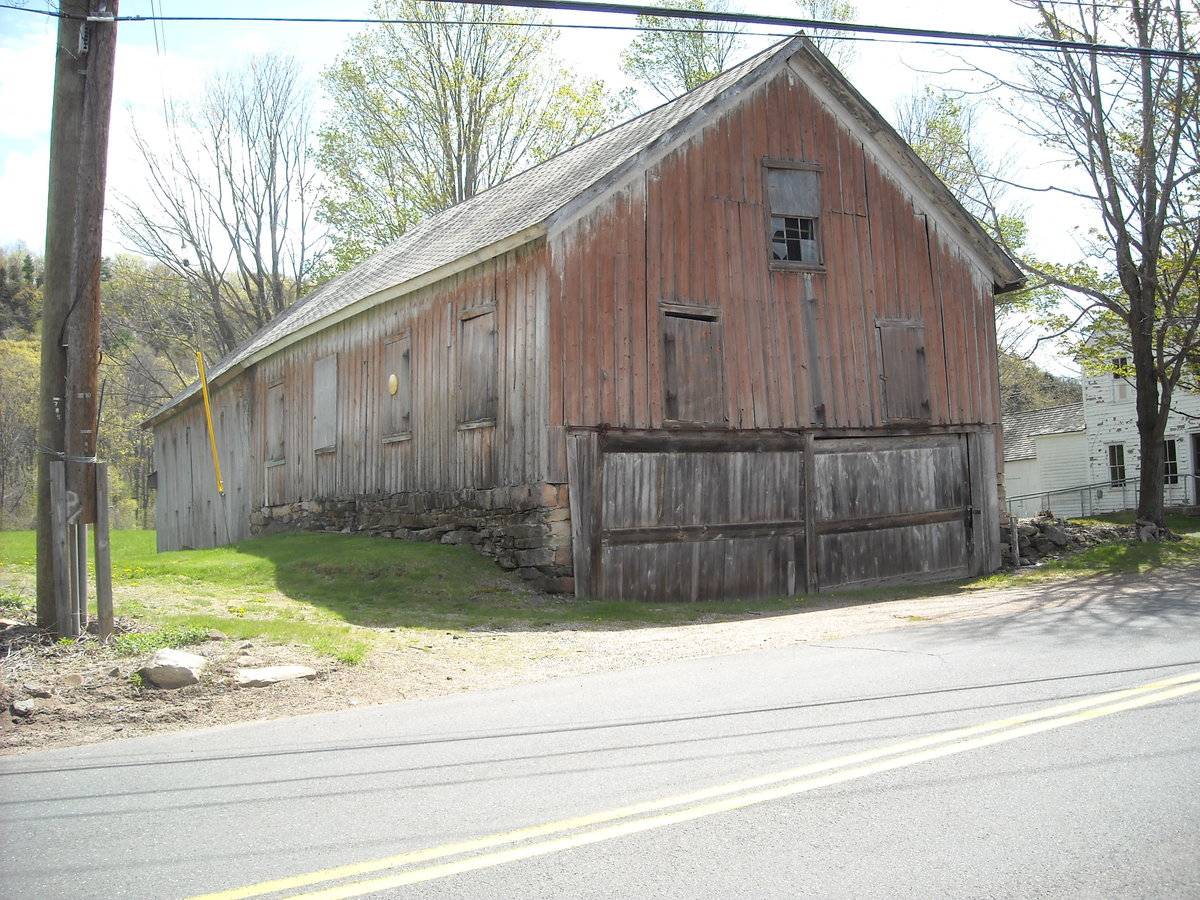 Newgate Tobacco/Ore Barn, Part 3 / 3 (114 Newgate Road, East Granby (Central Valley