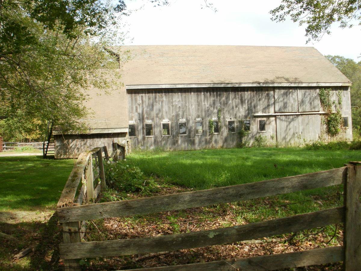 Franklin Academy Barn (106 River Road, East Haddam ()) Historic Barns