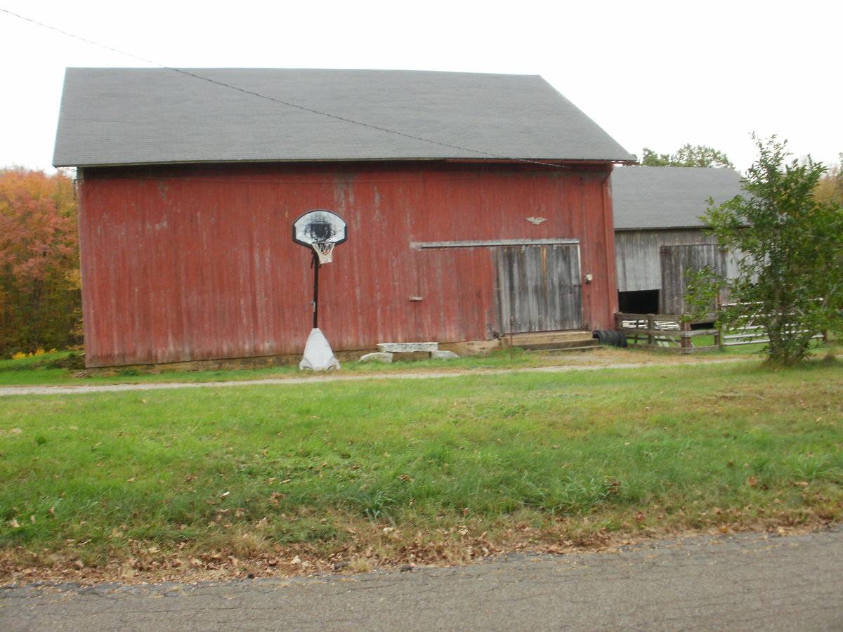 0 Clark Gates Road, East Haddam () Historic Barns of Connecticut