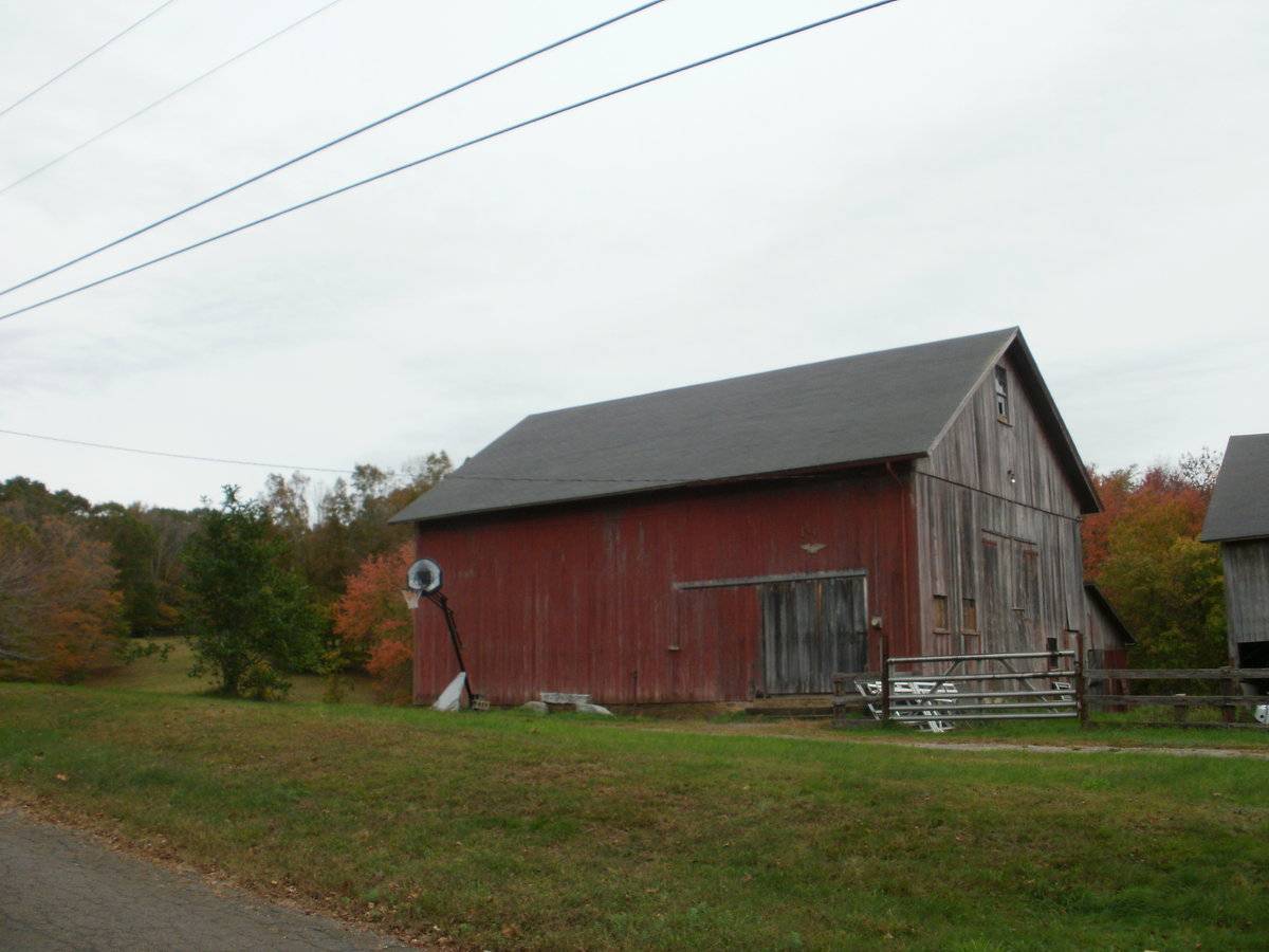 0 Clark Gates Road, East Haddam () Historic Barns of Connecticut