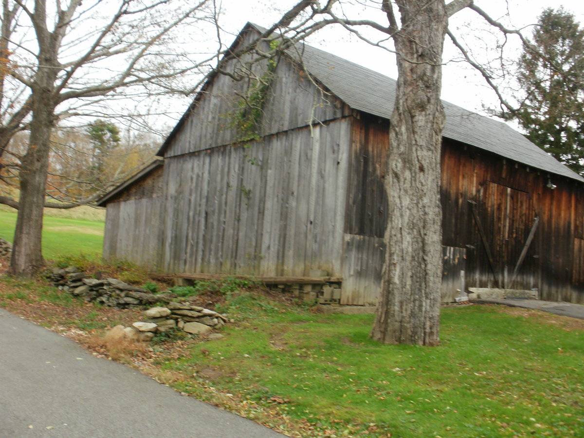 144 Creek Row Road, East Haddam () Historic Barns of Connecticut