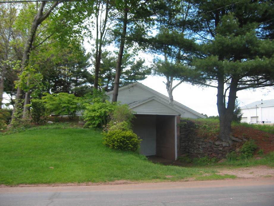 Mulnite Farms (00 ( North of 14 Graham Road) Graham Road, East Windsor (Central Valley