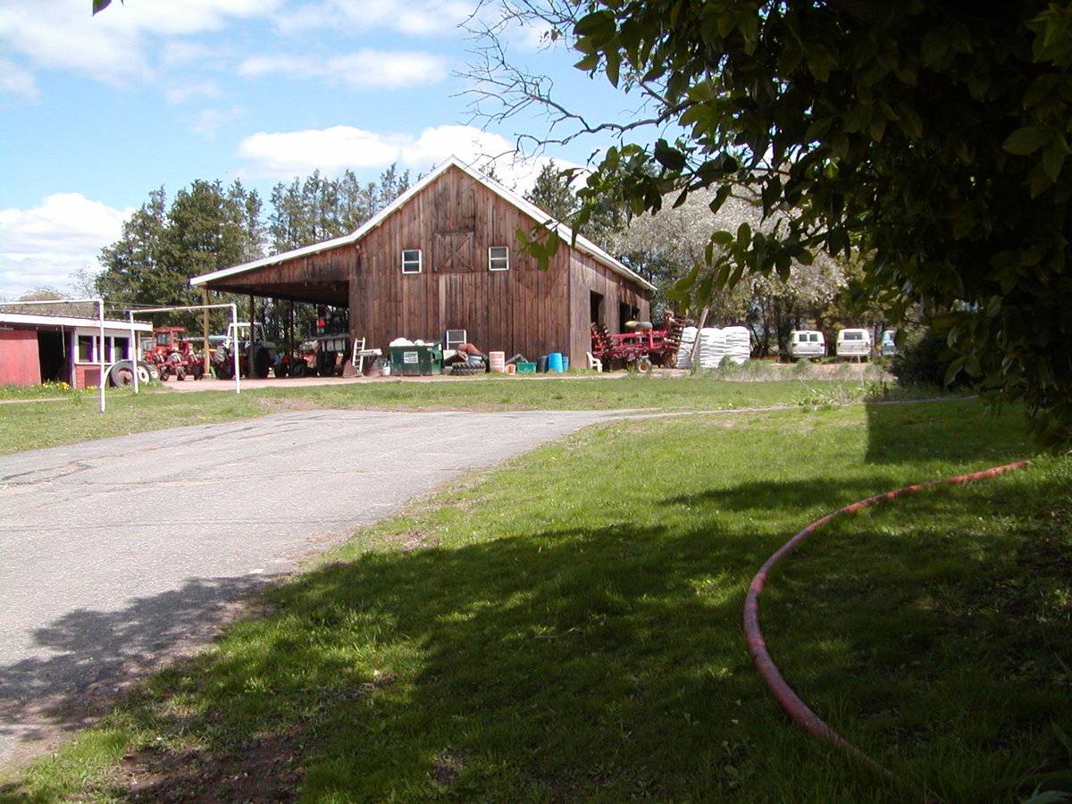 Joseph Cohen Farm Barn 1 of 3 English Barn (81 Frog Hollow Road