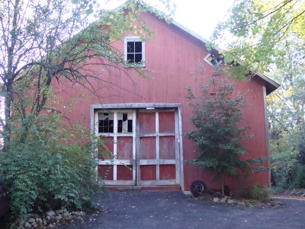 242 Jobs Hill Road, Ellington (Central Valley) Historic Barns of
