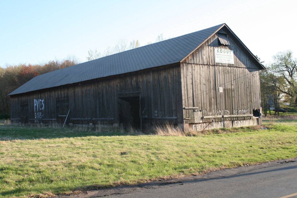 Kogut Tobacco Shed No. 30 Part 3 of 4 (211 Broad Brook Road, Enfield
