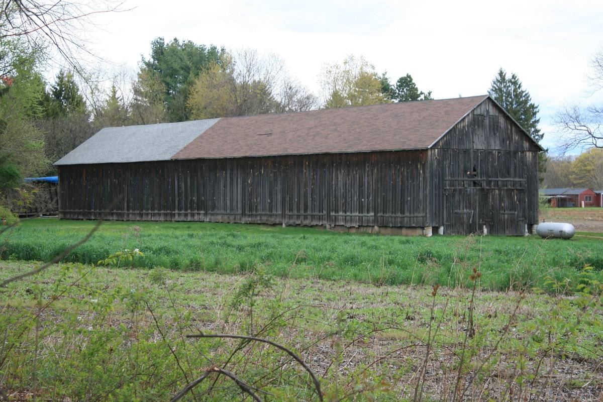 Jarmoc Farms Barn (21 Abbe Road, Enfield (Central Valley)) Historic Barns of