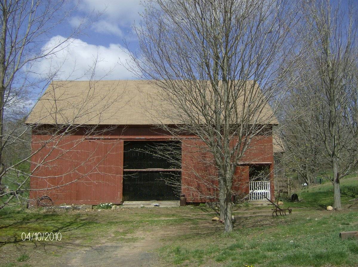 [ Part 1/2 ] (0 (East of 17) Thrall Road, East Windsor (Central