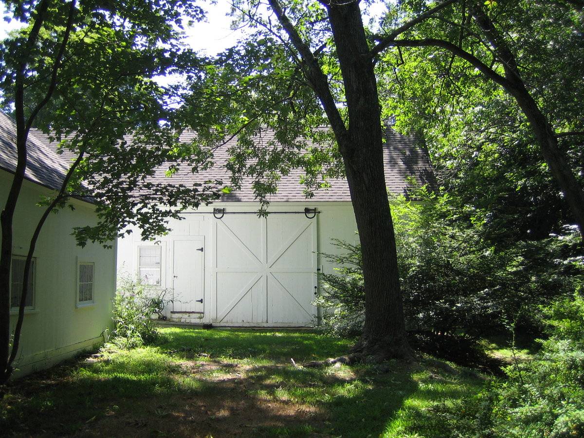 459 Hulls Highway, Fairfield (Western Coastal Slope) Historic Barns