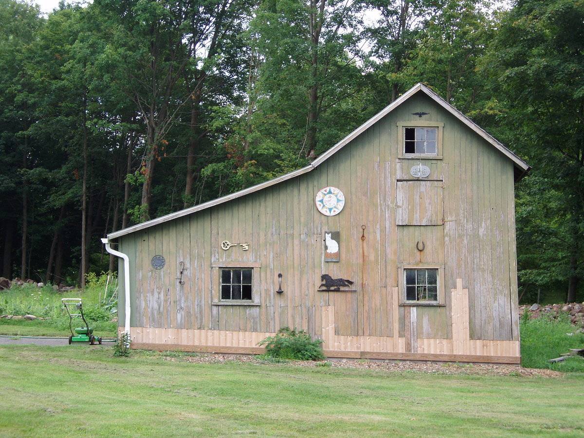 69 Coppermine Road, Farmington (Central Valley) Historic Barns of