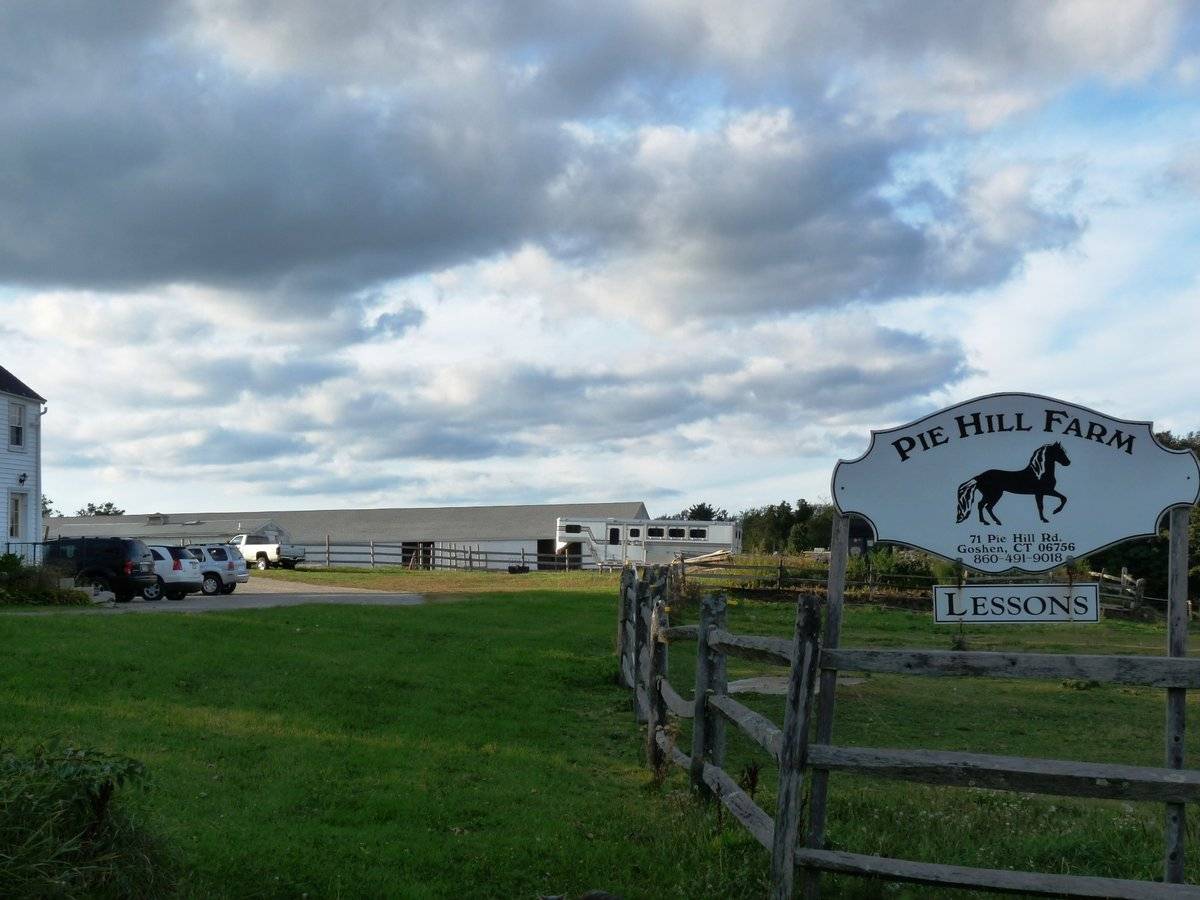 Pie Hill Farm (71 Pie Hill Road, Goshen ()) Historic Barns of Connecticut