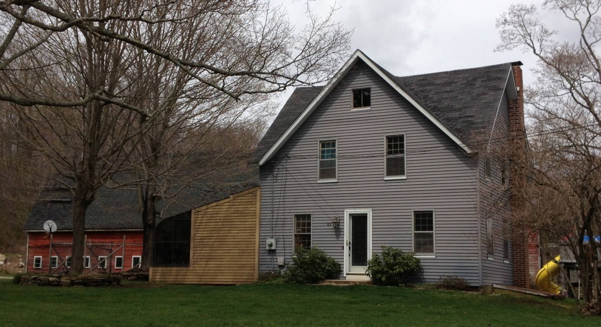 83 Hammond Hill Road, Hampton () Historic Barns of Connecticut