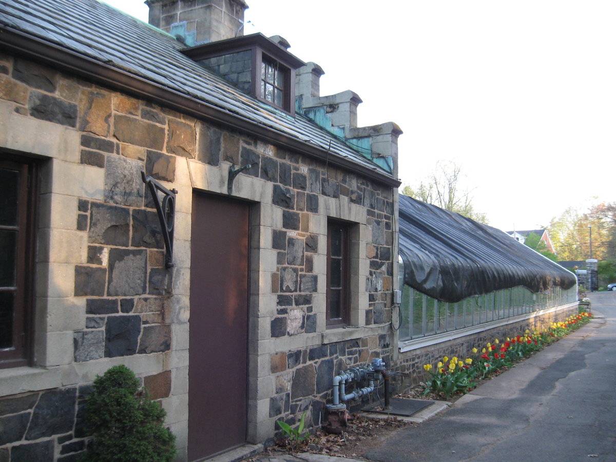 Edgerton Park Carriage House & Greenhouse (75 Cliff Street, New Haven (Central Valley