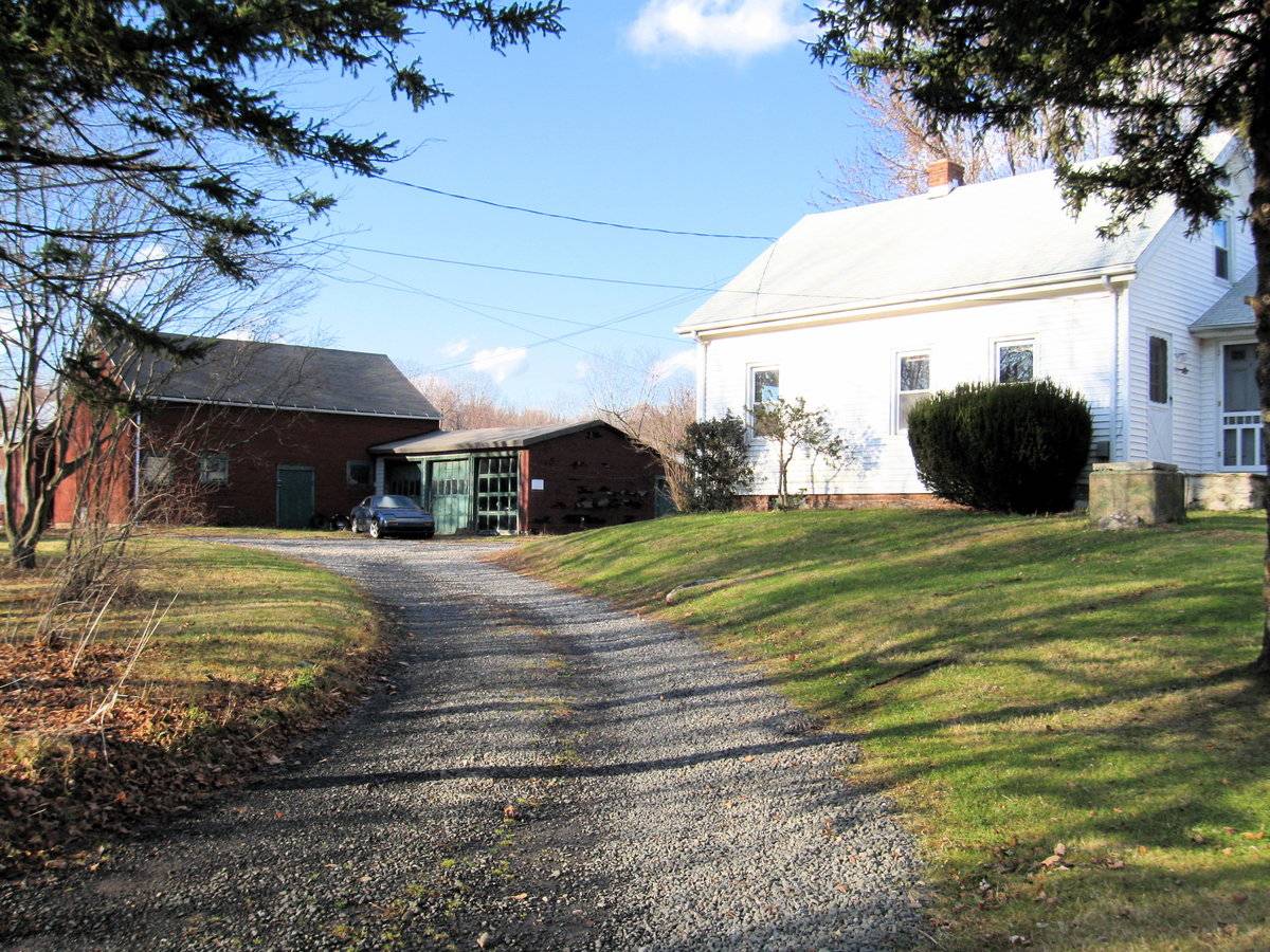 775 Gaylord Mountain Road, Hamden (Central Valley) Historic Barns of
