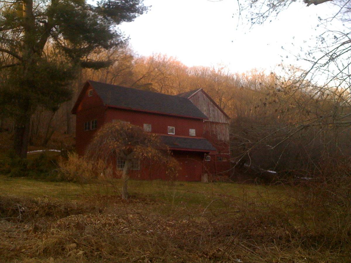 756 Mt Carmel Avenue, Hamden (Central Valley) Historic Barns of