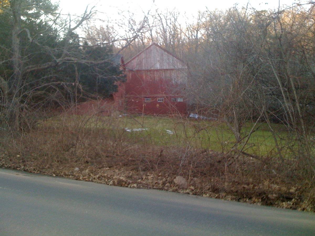 756 Mt Carmel Avenue, Hamden (Central Valley) Historic Barns of