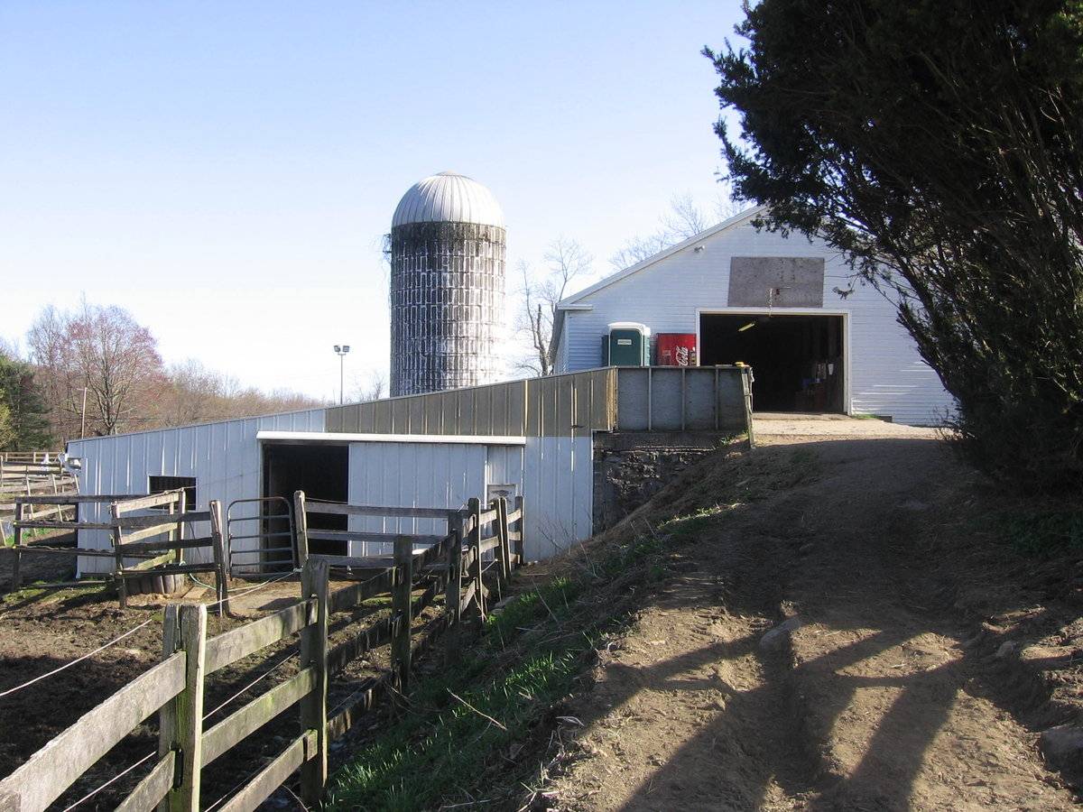 Lee’s Riding Stable/Windfield Farm (57 East Litchfield Road