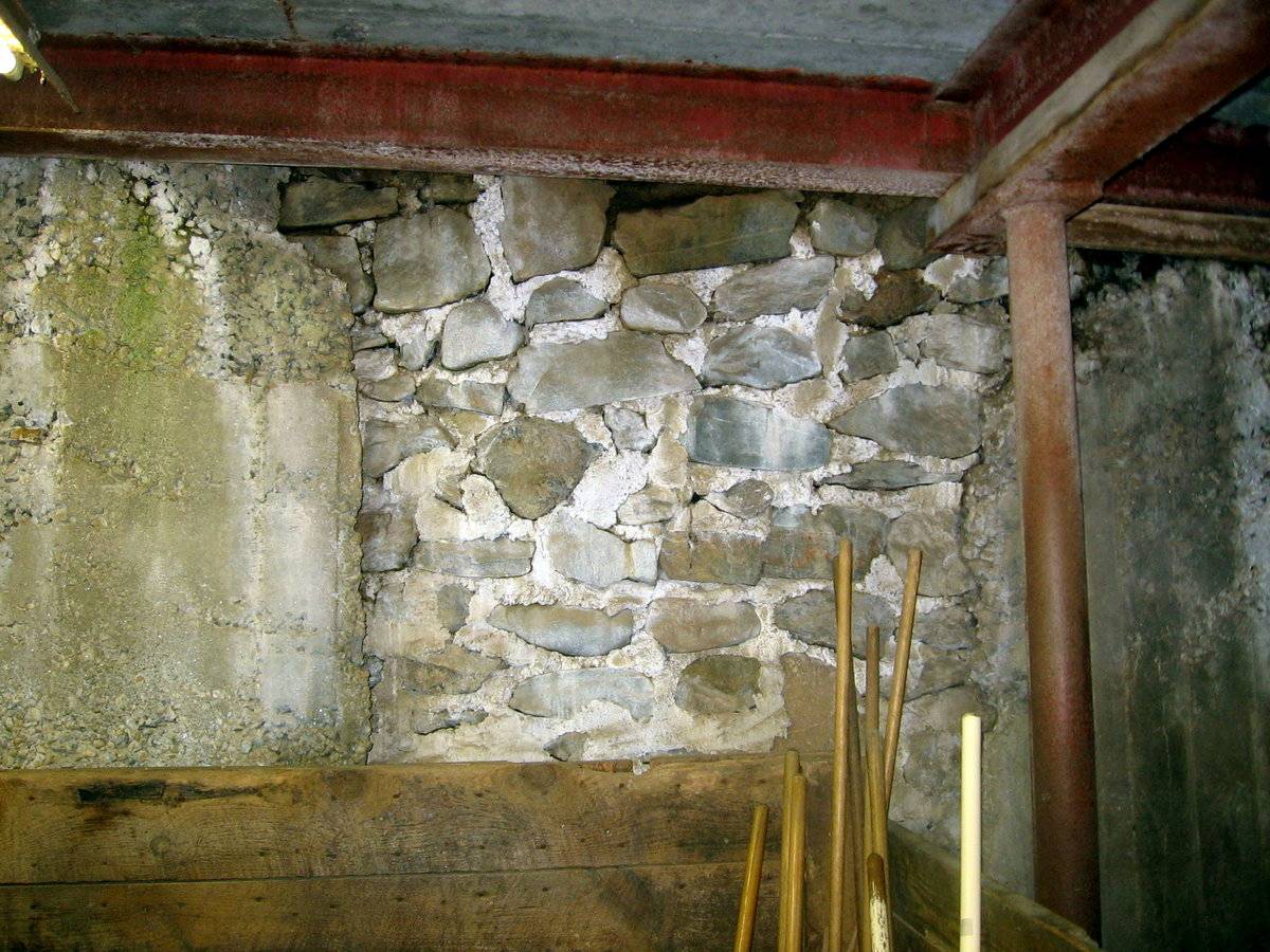 Lee’s Riding Stable/Windfield Farm (57 East Litchfield Road