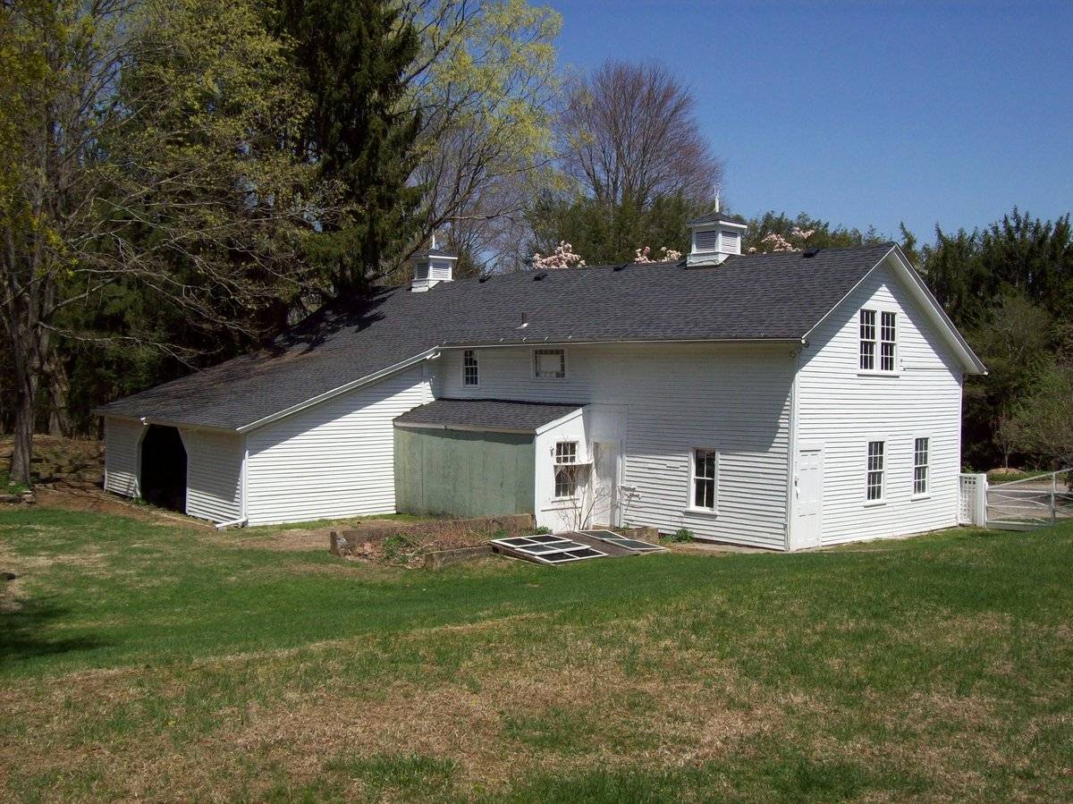 Fitch House Barn (563 Storrs Road (Rte 195), Mansfield (Eastern Uplands)) Historic Barns of