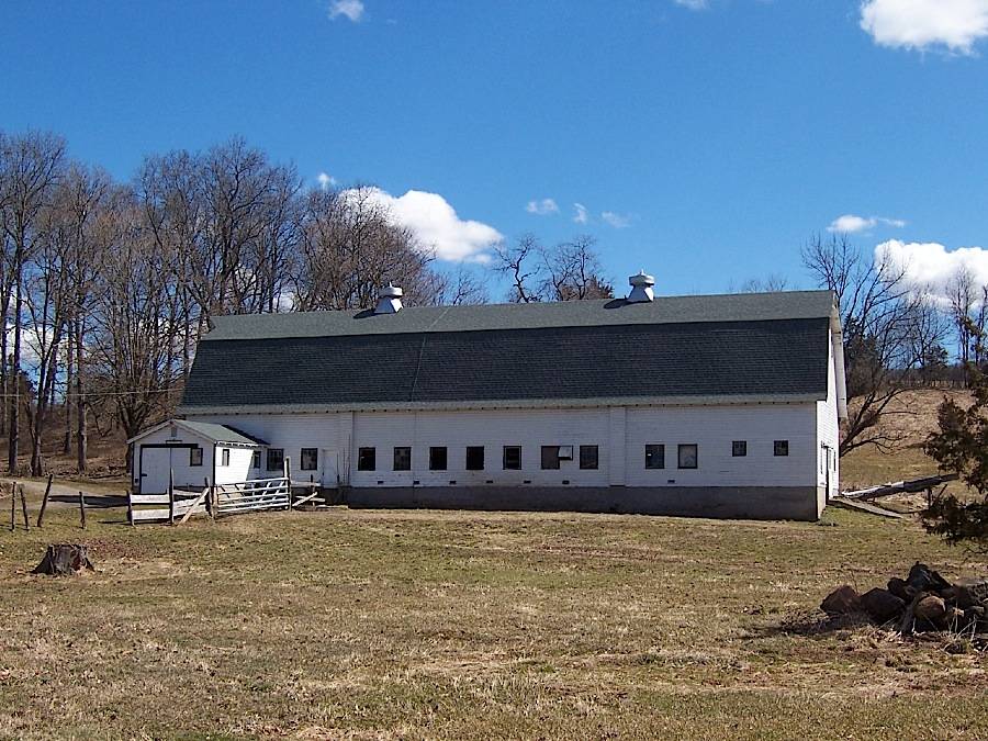 Bilger Farm (705 Westfield Road, Meriden ()) Historic Barns of