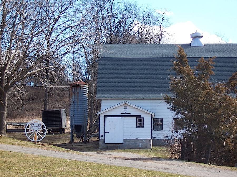 Bilger Farm (705 Westfield Road, Meriden ()) Historic Barns of