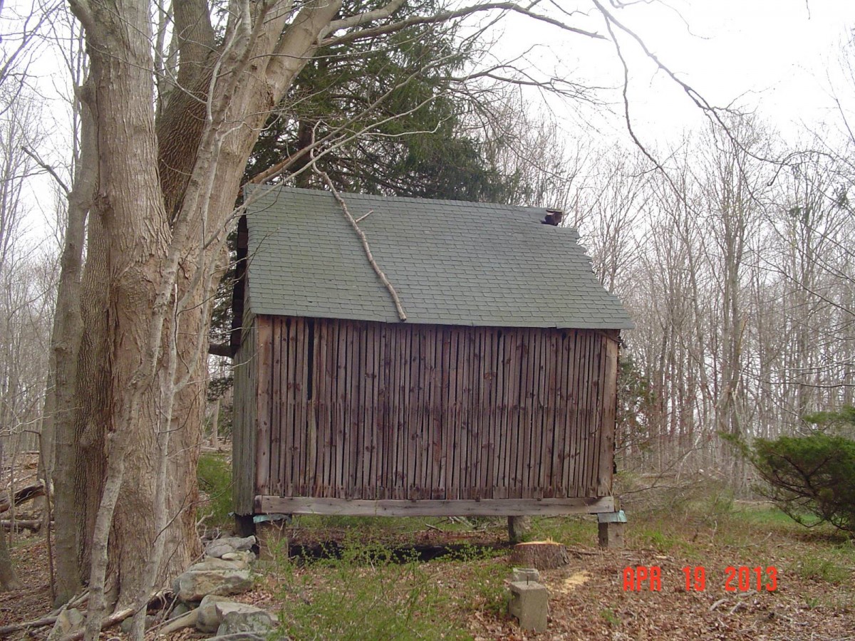 Hewitt Farm (8 Hewitt Road, North Stonington ()) Historic Barns of