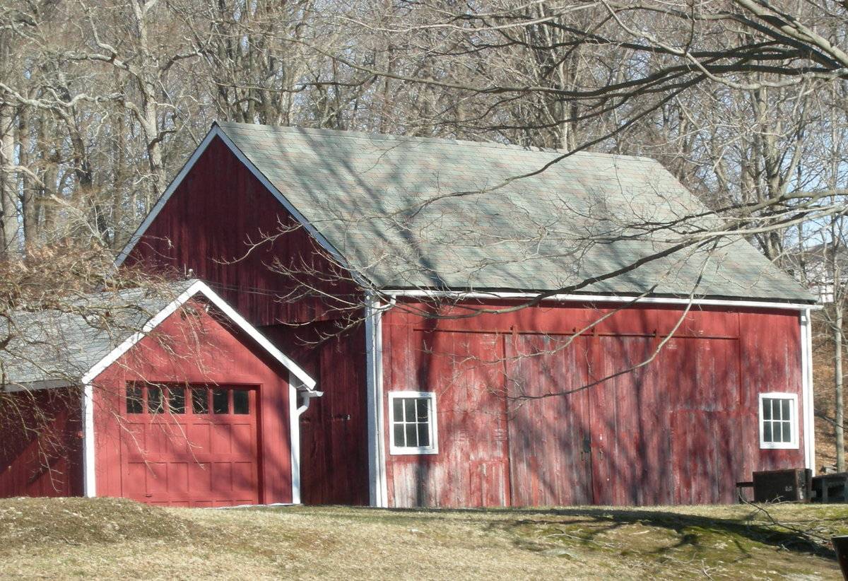 329 Berkshire Road (Rte 34), Newtown (Western Uplands) Historic Barns