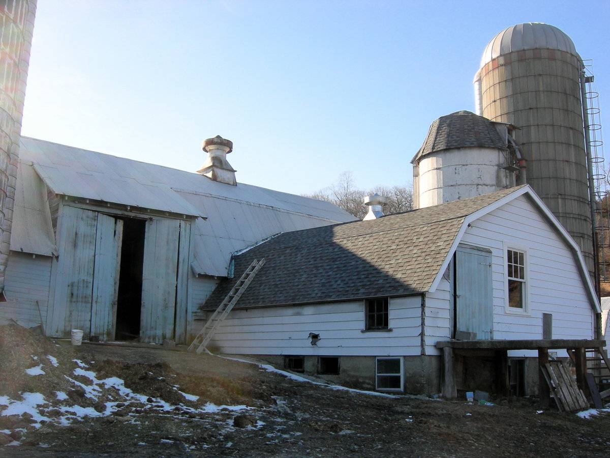 Castle Hill Farm (Part 2 of 2) (40 Sugar Lane, Newtown (Western Uplands)) Historic Barns of