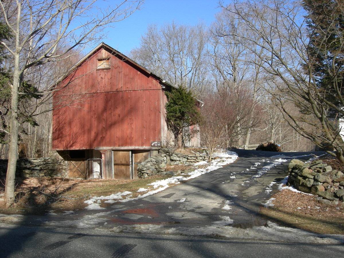 167 Hattertown Road, Newtown (Western Uplands) Historic Barns of