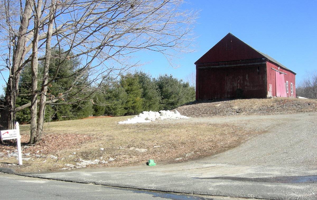 107 Huntingtown Road, Newtown (Western Uplands) Historic Barns of Connecticut