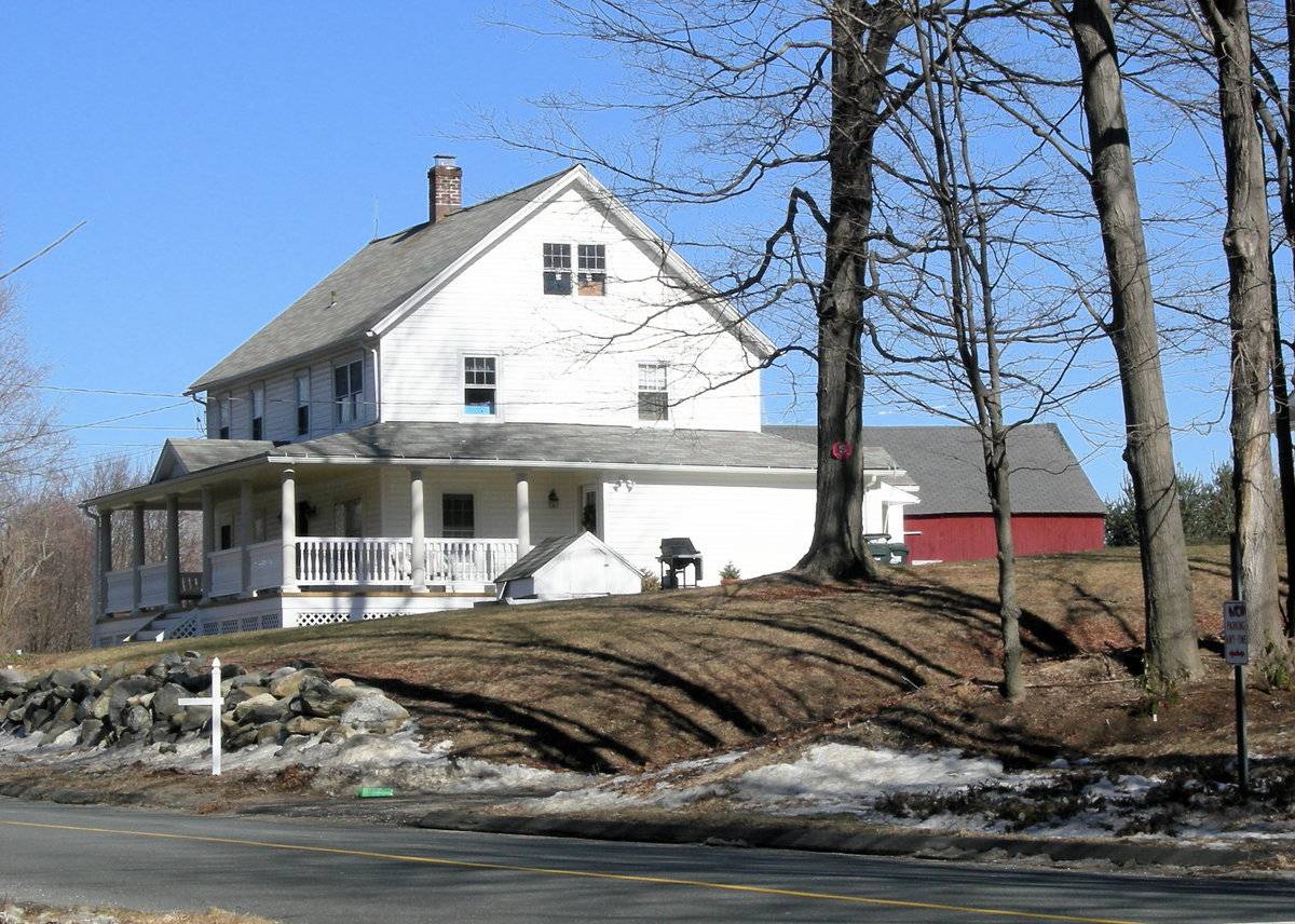 107 Huntingtown Road, Newtown (Western Uplands) Historic Barns of Connecticut