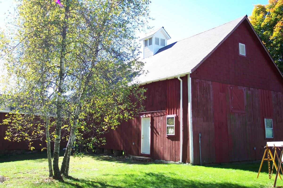 Captain Joseph Hawley Barn (724 Plainville Avenue (Route 177