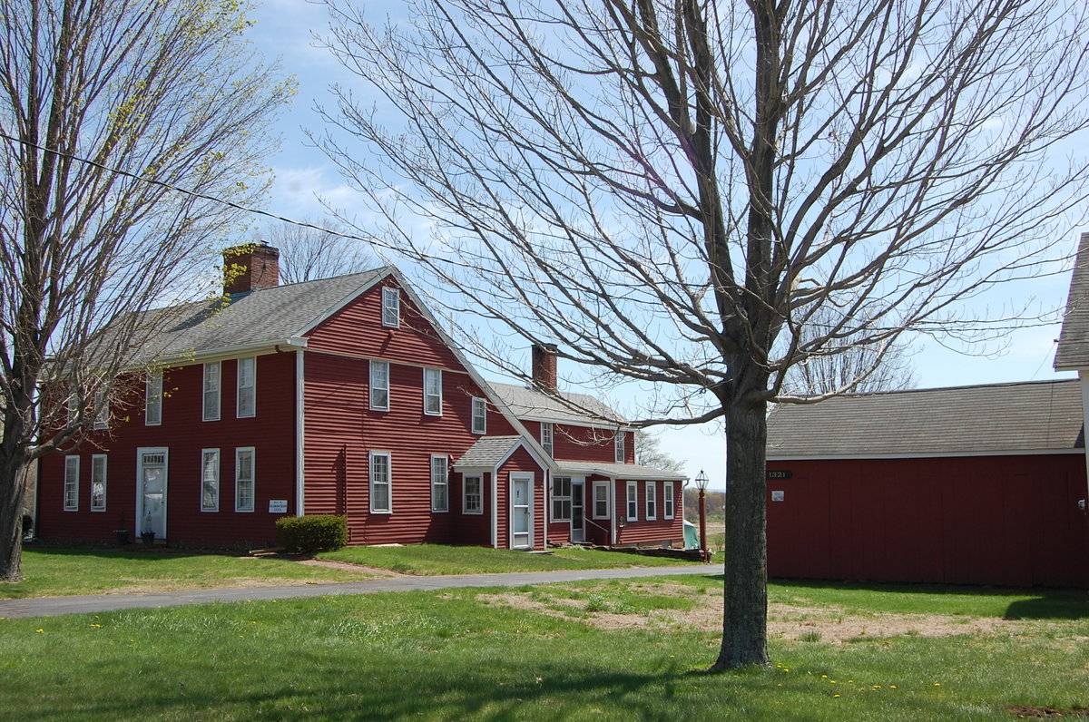 1321 Sheldon Street, Suffield (Central Valley) Historic Barns of