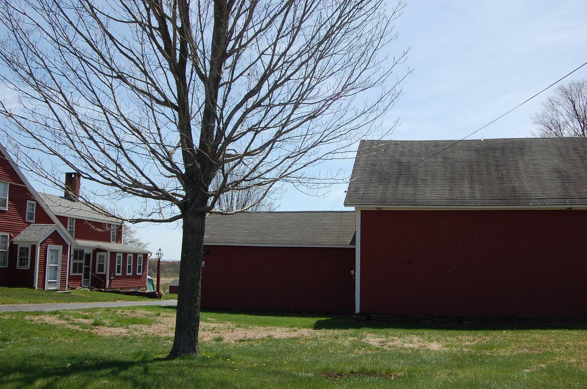 1321 Sheldon Street, Suffield (Central Valley) Historic Barns of